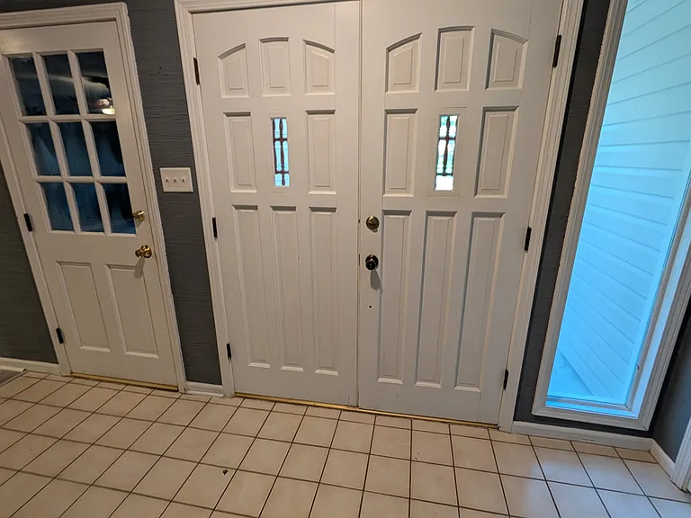 1605 Teresa Cir — Photo 5