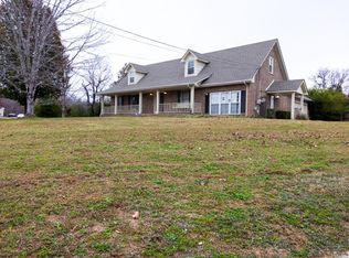 242 Hawkins Rd, Clarksville, TN 37040