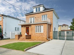 471 Ridgewood Ave, Staten Island, NY 10312