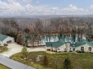 205 Red Hawk Ridge Dr, Troy, MO 63379