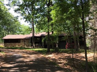 470 Perry Rd, Fayetteville, PA 17222