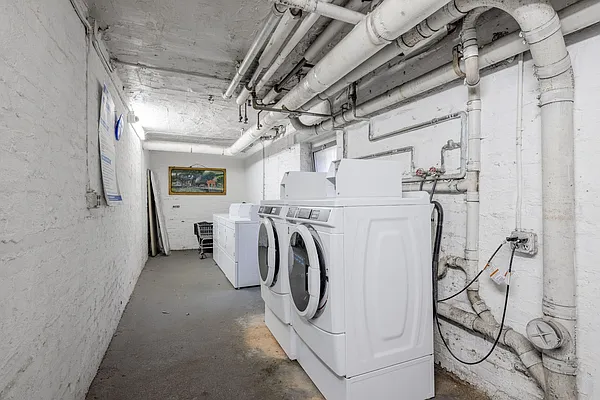 Sold by R New York | media 11