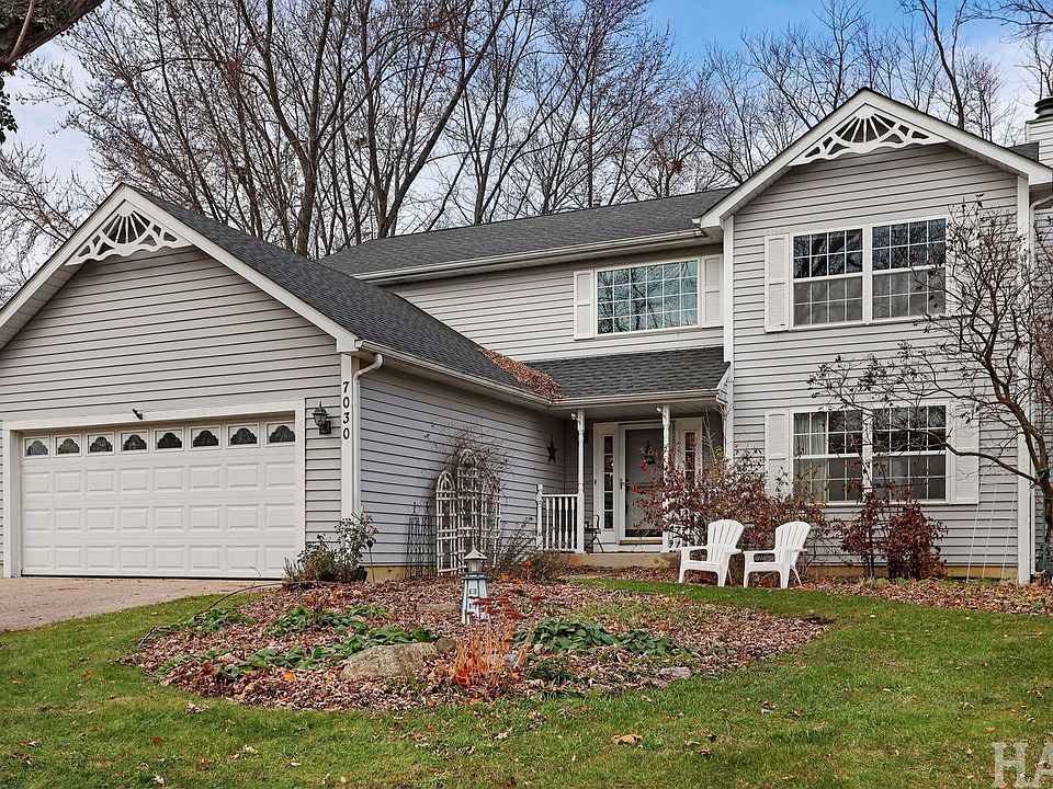 1st image of 7030 Bentley Dr