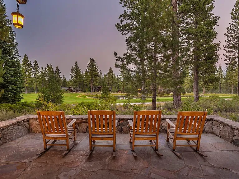 8450 Lahontan Dr — Photo 23