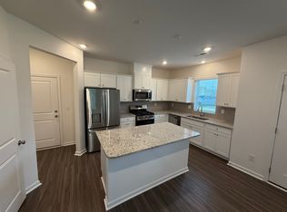 3238 Lilac Grove Dr, Charlotte, NC 28269