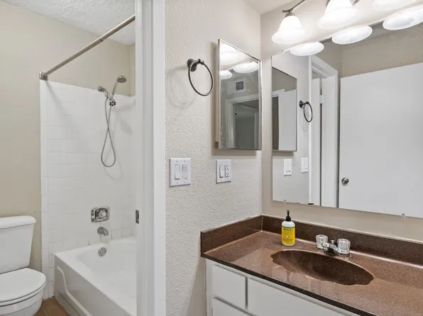 250 El Dorado Blvd APT 259, Webster, TX 77598