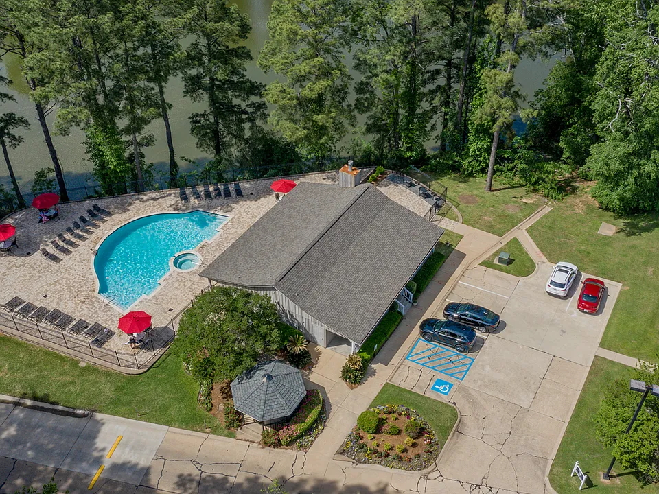 Front Pool/Office