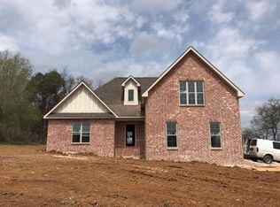 49 Harbor Point Dr, Lebanon, TN 37087