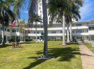 499 1st St S #102, Saint Petersburg, FL 33701