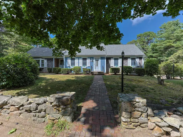 925 Crowells Bog Road, Brewster, MA 02631