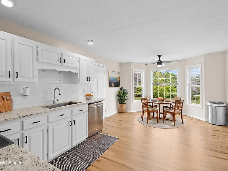 48 Boyington Blvd — Photo 15
