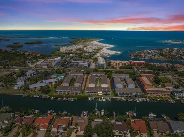 1109 Pinellas Bayway S APT 103, Tierra Verde, FL 33715