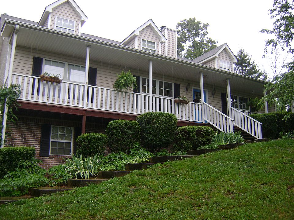 272 Haven Drive 002