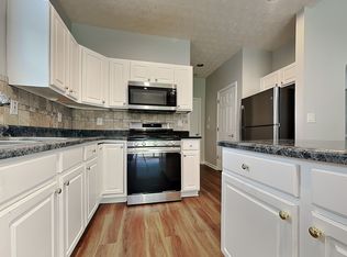4120 Medlock Park Dr, Snellville, GA 30039