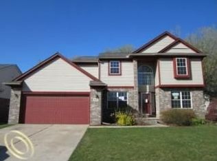 30522 Maple View Ln, Flat Rock, MI