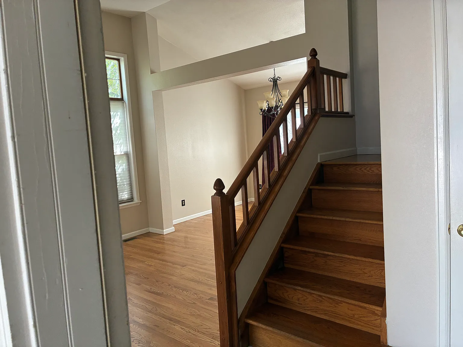 4 bed, 2453 sqft, $3,300 — Photo 2