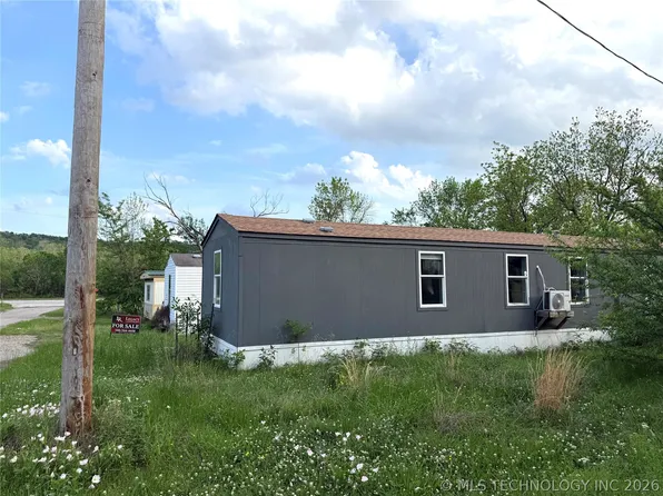 614 Hughes St, Atoka, OK 74525