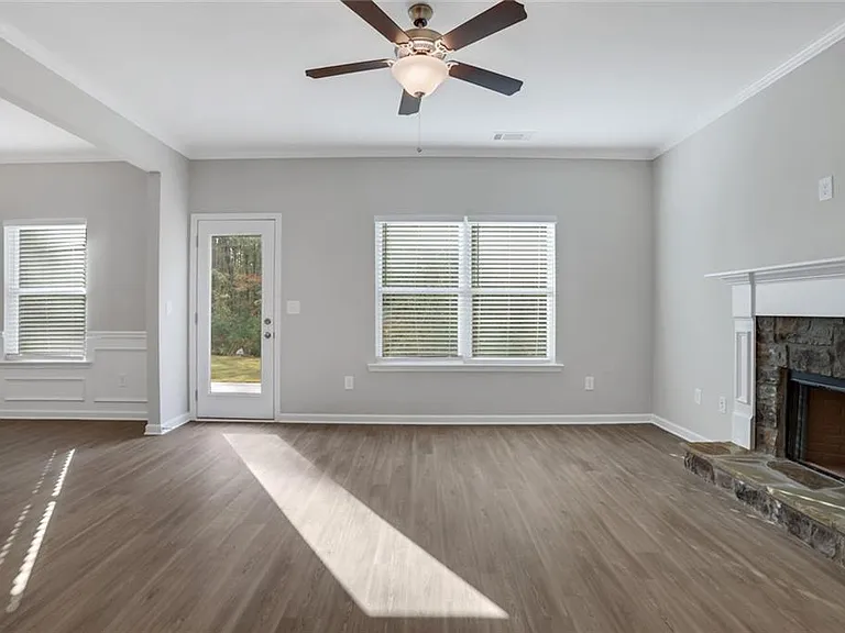 236 Eva Way — Photo 16