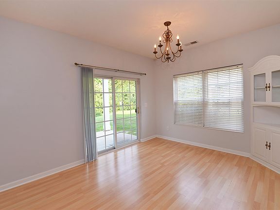 3rd image of 1184 Periwinkle Dr