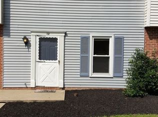 32 Ann Rd, Leola, PA 17540