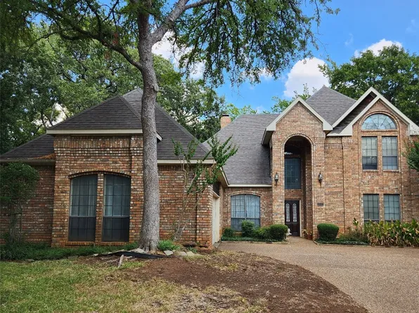 3832 Shady Meadow Dr, Grapevine, TX 76051