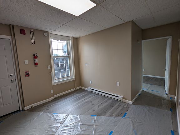 5th image of 138 W Lancaster Ave #2