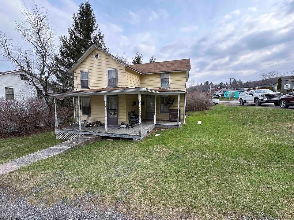1st image of 183 3rd St