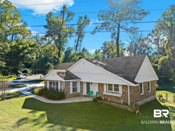 136 Confederate Dr, Spanish Fort, AL 36527