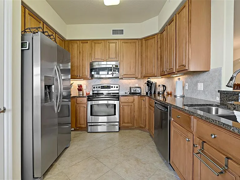 8312 Grand Estuary Trl #104 — Photo 11