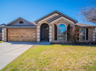 102 Pleasant View Dr, Weatherford, TX 76086