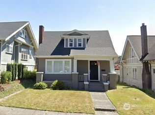 2020 33rd Ave S, Seattle, WA 98144