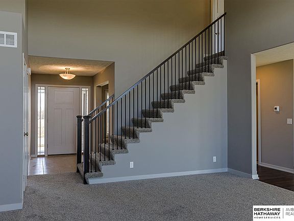 3rd image of 5003 Heartland Dr