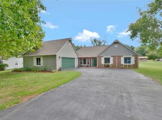 610 S Boyer Rd, Arkansas City, KS 67005