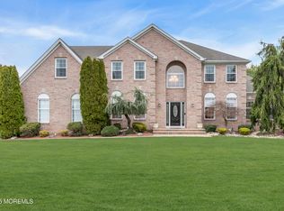 100 Manfre Ct, Freehold, NJ 07728