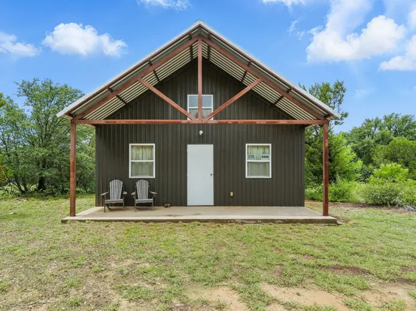 5326 Lakeshore Dr, Graham, TX 76450