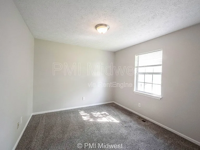 3281 Cherry Lake Ln — Photo 22