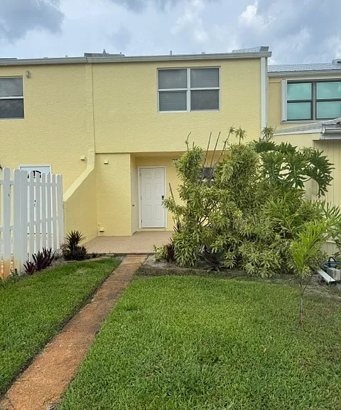 2711 N Highway A1A #I — Photo 7