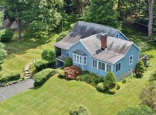 10 Leeside Rd, Carmel, NY 10512