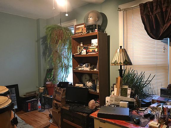 3rd image of 2944 Grand Ave S