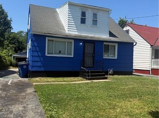 14913 Lotus Dr, Cleveland, OH 44128