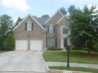1700 Heatherglade Ln, Lawrenceville, GA 30045