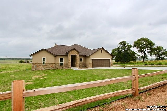 1st image of 143 Las Palomas Dr
