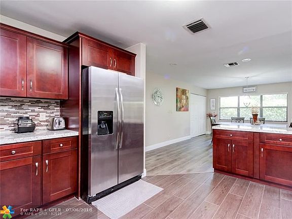 4th image of 10331 NW 42nd Dr