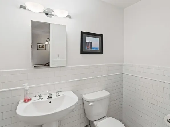 245 East 25th Street image 11 of 11