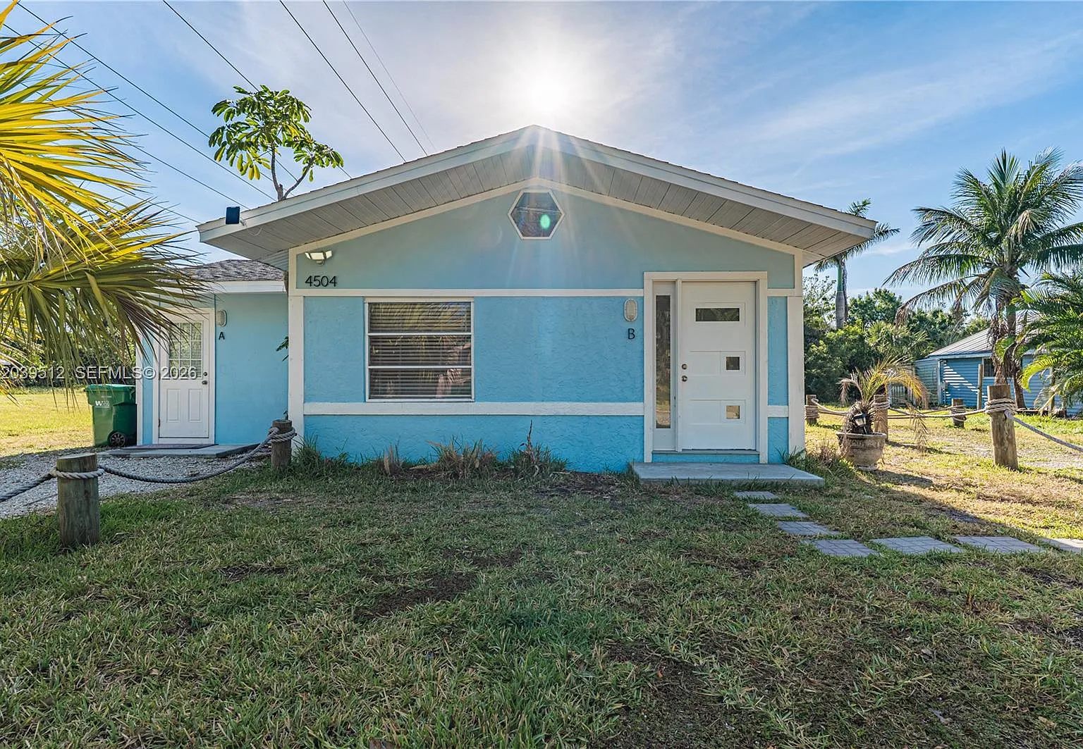 2 bed, 1.0 bath, $1,025 — Photo 1