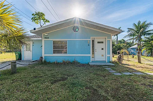 4504 Oakley St #B Photo 1 4504 Oakley St #B Photo 1