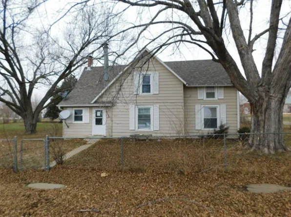 307 Highway St, Henderson, IA 51541