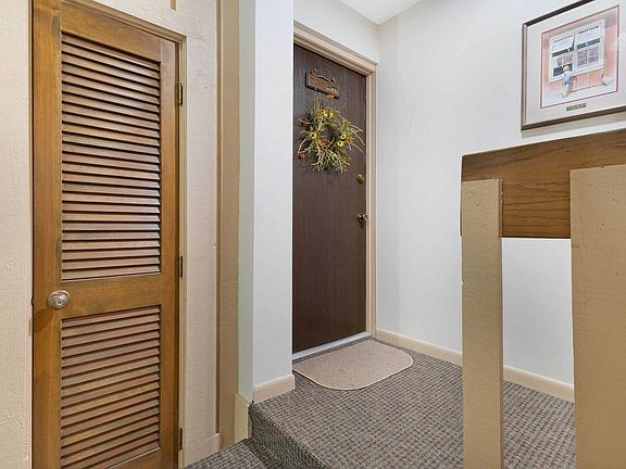 5th image of 4150 E 60th St APT 801