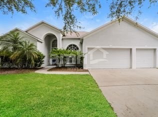 2621 Abbey Grove Dr, Valrico, FL 33594