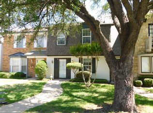 8 One Main Pl, Benbrook, TX 76126